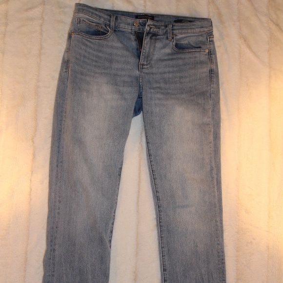 Girlfriend Jeans - Picture 2 of 3